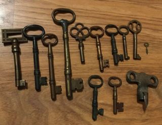Antique Keys Solid Brass & Stainless Gun Barrel Skeleton Keys