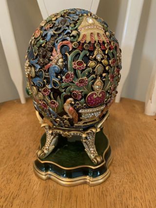 Jay Strongwater Venetian Egg With Stand Limited Edition 33/100 Signed By Artist.
