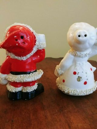Vintage Christmas salt and pepper shakers 3