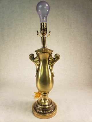Vintage Stiffel Brass Trophy Urn Lamp Neoclassical Hollywood Regency
