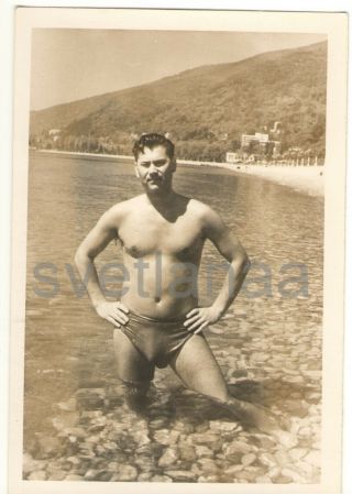 1960s Beach Handsome Young Man Posing Athlete Swimming Trunks Gay Vintage Photo
