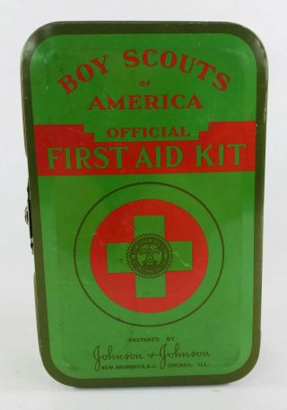 Vintage Boy Scouts Of America First Aid Kit & 1939 Guide Johnson & Johnson Tin