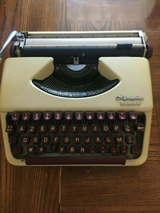 Vintage 1962 Olympia Splendid 33 Yellow Portable Typewriter Burgundy Key Germany