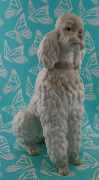 Lladro 0325 Or 325.  13 Poodle