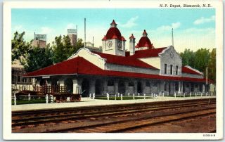 Bismarck,  North Dakota Postcard Northern Pacific N.  P.  Railroad Depot View Linen