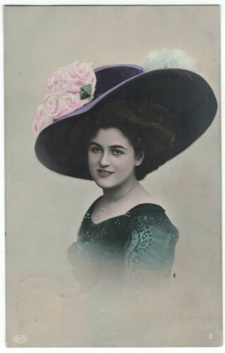 1910 Edwardian Fashion Lady W/ Large Hat Parisian Chic Fashion Antique Postcard