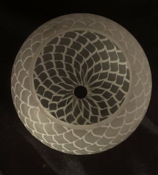 Antique White Swirl Latticino Glass Globe Ball Lamp Shade 3” Fitter GWTW 3