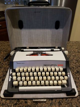 Vintage Antique Sperry Rand Remington 666 Portable Typewriter With Case