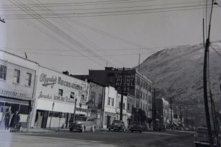 24 X B&w Photo Negatives Views Of Life In Trail,  Kootenays,  Bc In The 1950 