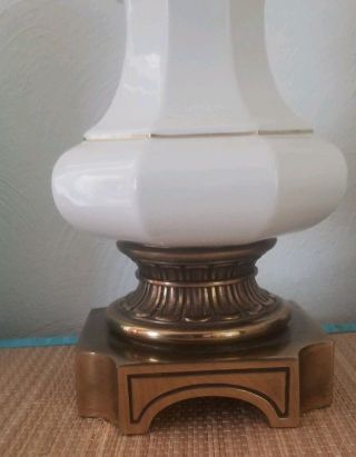 Vintage Stiffel White Porcelain Enamel Brass Table Lamps Hollywood Regency 5