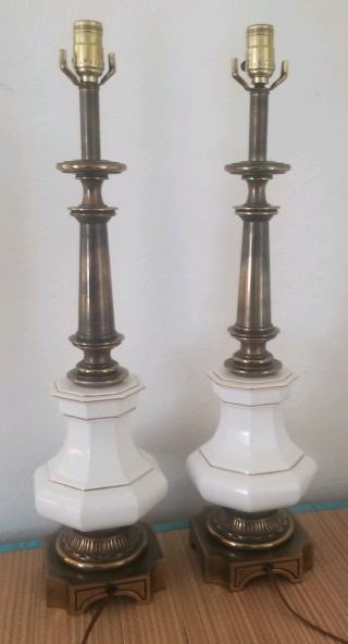 Vintage Stiffel White Porcelain Enamel Brass Table Lamps Hollywood Regency 7