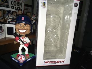 Mookie Betts Boston Red Sox Big Head Bobblehead Doll