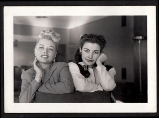Intensely Gorgeous Glamorous Blond & Brunette Women 1950s Vintage Photo