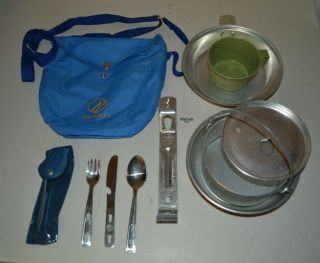 Vintage Girl Scouts Mess Kit No.  15 - 714 W/ Booklet And Blue Nylon Carry Bag