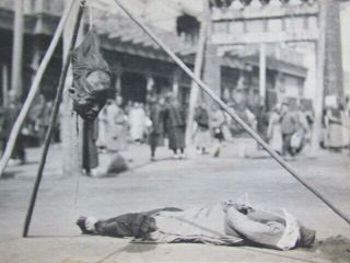1910 China beheadings postcards and real photographs 3