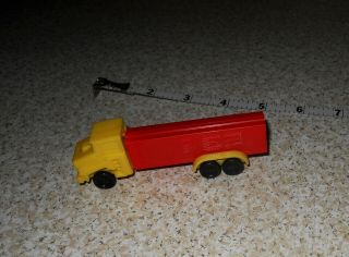 Pez Dispenser Semi Truck No Feet With Wheels Made In Yugoslavia Yellow/red