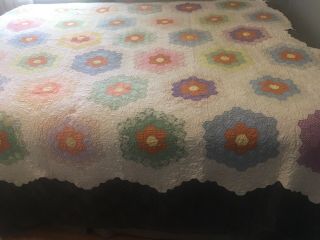 Vintage Grandmothers Flower Garden Hand Stitched Farmhouse Country Quilt.  Queen 3