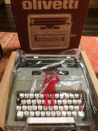 Gorgeous Desierto Olivetti Lettera 35i Typewriter Brandnew Open Box