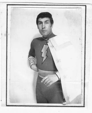 Vintage 1970 Small B&w Photo Of Don Newton Dressed As Captain Marvel.