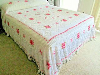 Vintage Chenille Bedspread Queen Size 96”x108”,  Fringe - White W/ Pink Flowers