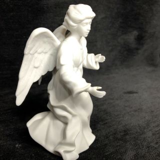 Avon Nativity Collectibles The Standing Angel White Porcelain Bisque Figurine 4