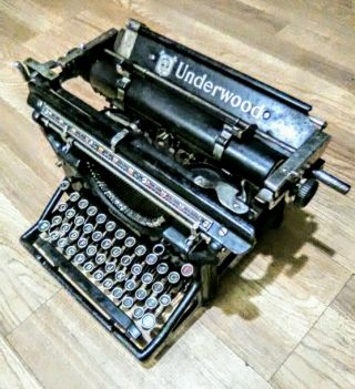 Underwood 1926 Typewriter,  Fully Functional