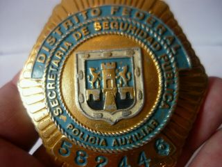OBSOLETE MEXICO CITY SECRETARIA DE SEGURIDAD NUMBERED MEXICAN POLICE BADGE 3 