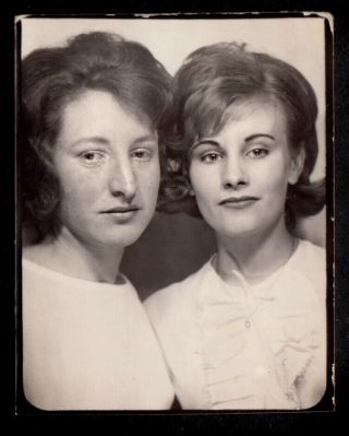Glamour Hair Gorgeous Women Private Lesbian Booth 1960s Photobooth Photo