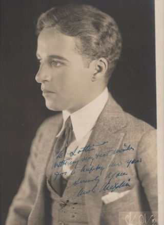 Large 1921 Signed Photo Of Silent Movie Actor Charlie Chaplin By Strauss Peyton