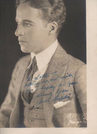 Large 1921 Signed Photo of Silent Movie Actor Charlie Chaplin by Strauss Peyton 3