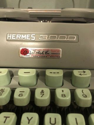 Hermes 3000 Portable Typewriter 5