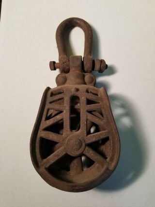 Antique Vintage Myers H254 Cast Iron Hay Trolley Center Drop Pulley Block