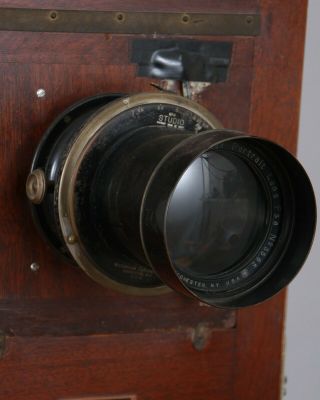 1900 Studio Portrait Camera with 5x7 and 4x5 backs,  5 4x5 film holders. 4