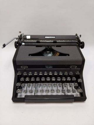 Vintage Royal Quiet Deluxe Typewriter Black W/ Case Sn A 1733369