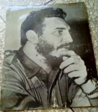 Unique Rare 8x10 Signed Photo Fidel Castro Gold 18k Rolex President Rare