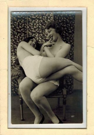French Nude Woman Lesbian Scene 1910 - 1920 Grundworth Photo Postcard S5