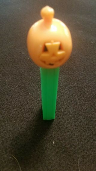 Rare Vtg Halloween Jack - O - Lantern Pumpkin Pez Dispenser No Feet Green & Orange