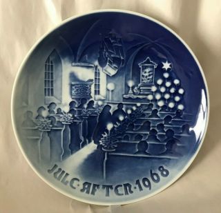 B & G / Bing And Grondahl 1968 Annual Plate " Christmas In Church "