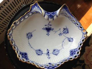 Rare Royal Copenhagen Pre 1900 Blue Fluted Full Lace Shell Dish With Gold Rim