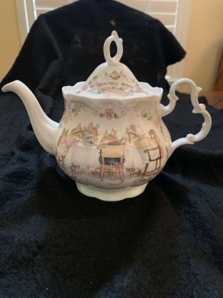 Royal Doulton Brambly Hedge Teapot,  Creamer,  Sugar Bowl and Biscuit Plate 4