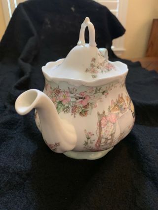 Royal Doulton Brambly Hedge Teapot,  Creamer,  Sugar Bowl and Biscuit Plate 5