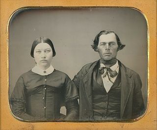 Light - Eyed Young Couple Man With Beard 1/6 Plate Daguerreotype E591
