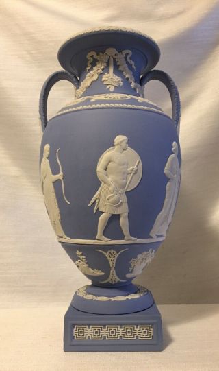 Large WEDGWOOD Jasperware/Urn/Procession of the Deities/Limited Edition 70/100. 2