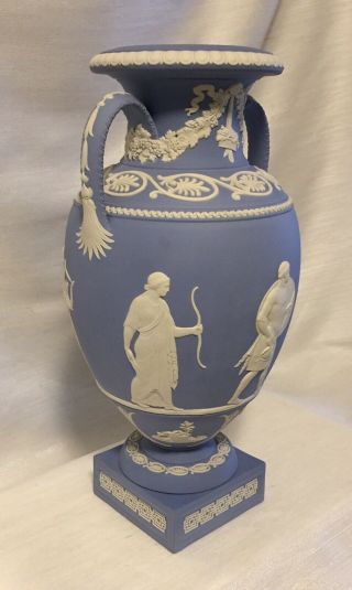 Large WEDGWOOD Jasperware/Urn/Procession of the Deities/Limited Edition 70/100. 6