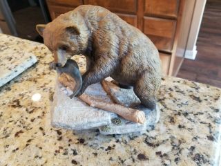Home Interior Homco " Masterpiece Brown Bear/fish " Figurine " Endangered Species