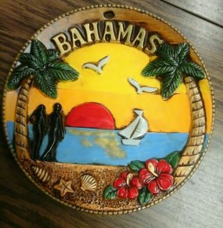 Bahamas Souvenir Wall Hanger Porcelain Plate