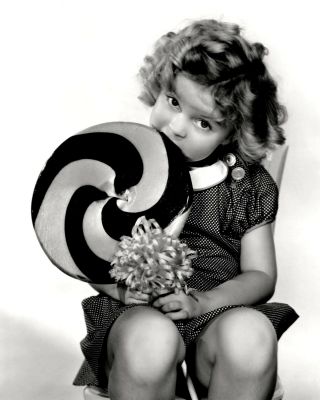 Shirley Temple In The 1934 Film " Bright Eyes " - 8x10 Publicity Photo (da - 004)