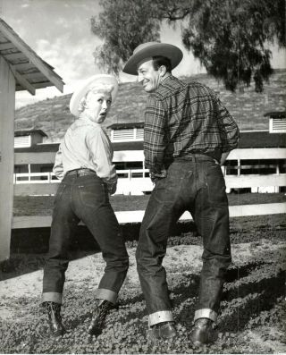 Betty Grable & Harry James At Their Calabasas Ranch