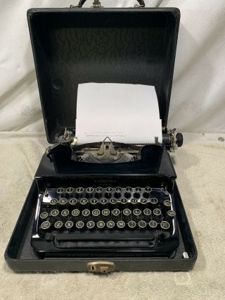 1938 L.  C.  Smith & Corona Standard Typewriter - Exterior 8