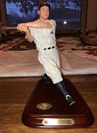 Danbury Lou Gehrig Figurine W/